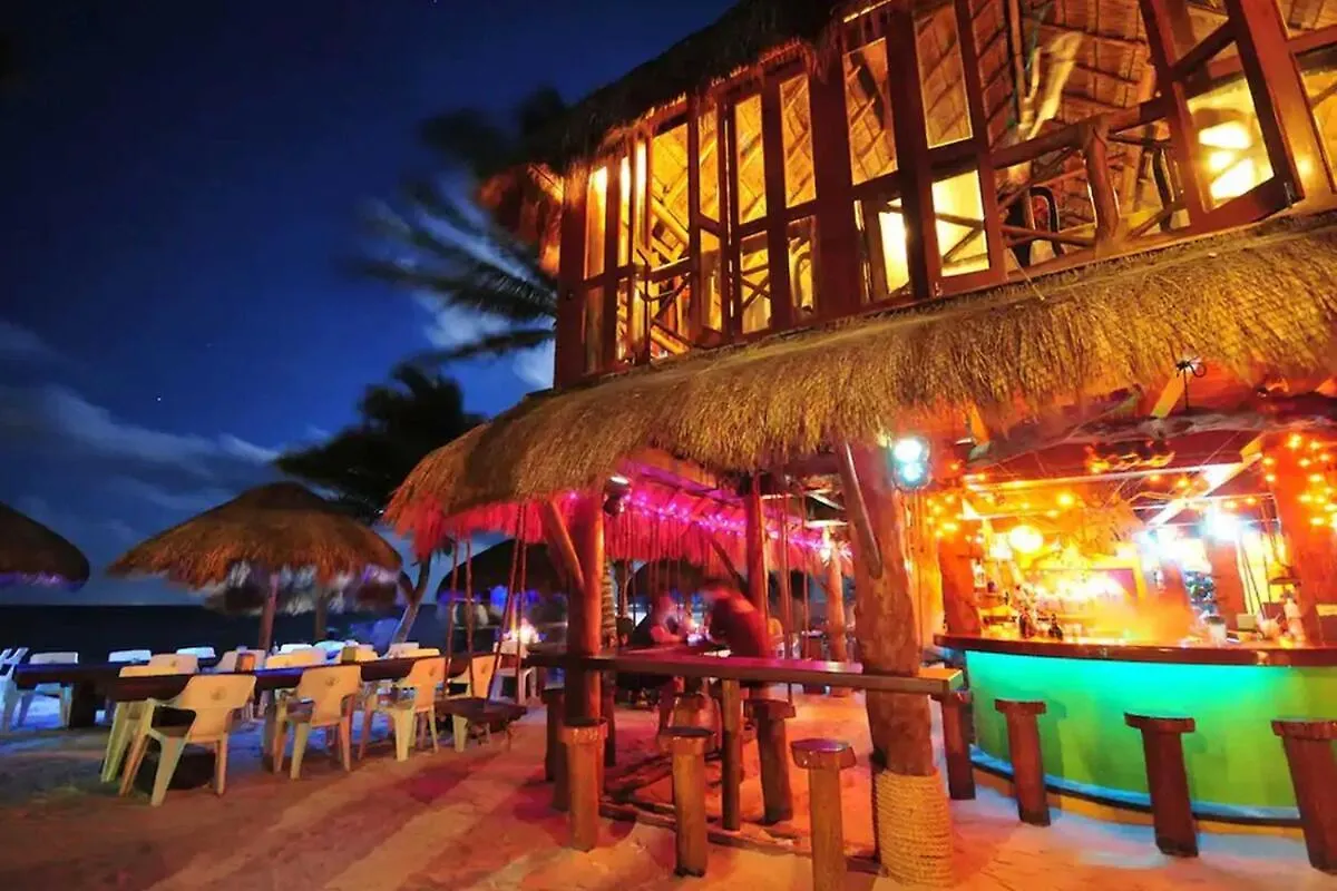 Akumal Escape Beach Access 7 Pools With Ocean View Beach Club